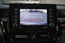 Load image into Gallery viewer, Luxe Roadrunner Car Freshener Diffuser