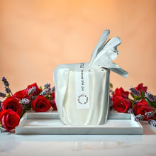 Load image into Gallery viewer, Odour Eliminator Candle - Bubba and Daisy Scent