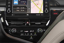 Load image into Gallery viewer, Luxe Roadrunner Car Freshener Diffuser